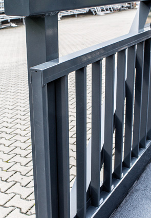 Filler bar railing aluminium